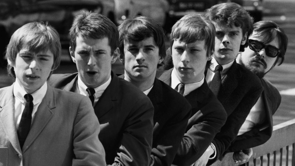 The Evolution of Yardbirds' Sound From Blues to Psychedelic Rock